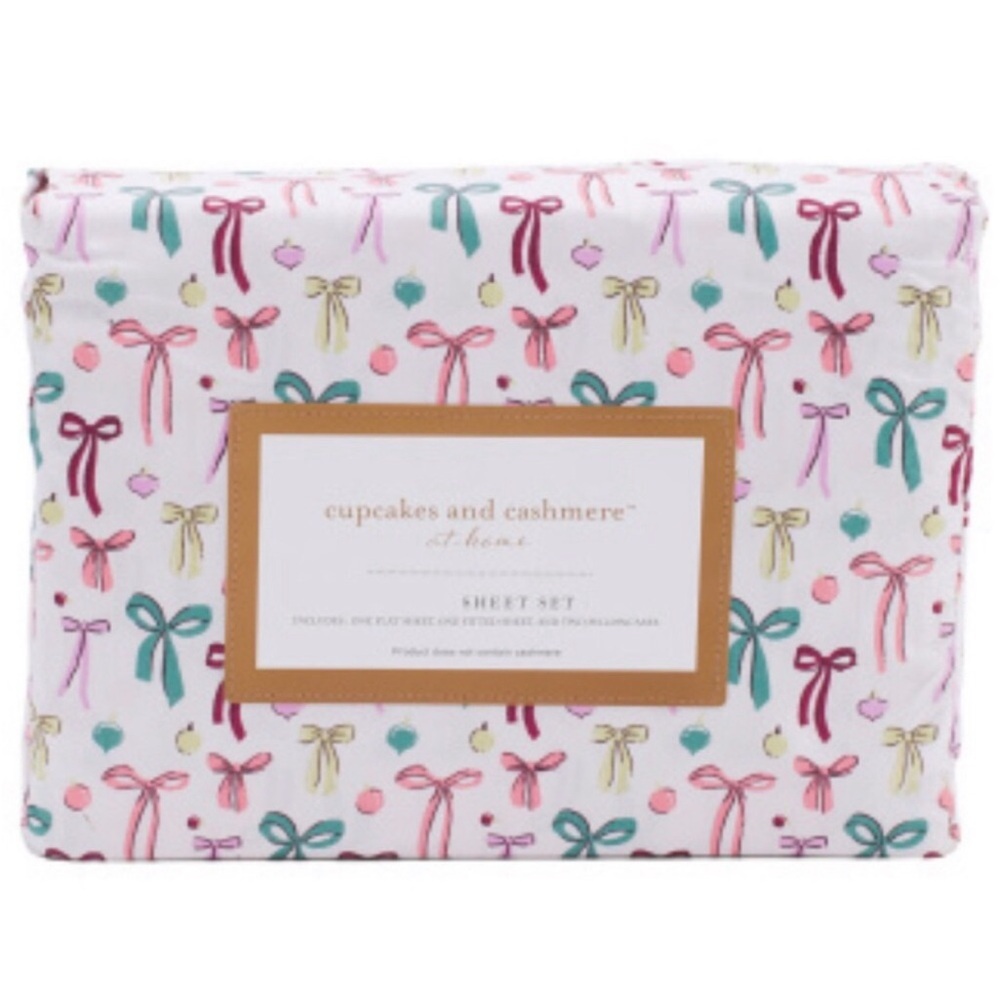 Cupcakes and Cashmere FA LA LA BOWS Sheet Set - QUEEN